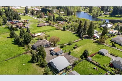 11103 13th Street E, Edgewood, WA 98372 - Photo 36