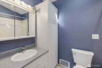 11103 13th Street E, Edgewood, WA 98372 - Photo 16