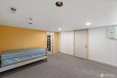 11103 13th Street E, Edgewood, WA 98372 - Photo 24