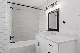 330 V St SE, Auburn, WA 98002 - Photo 8