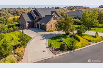 7724 Dune Lake Road SE, Moses Lake, WA 98837 - Photo 2