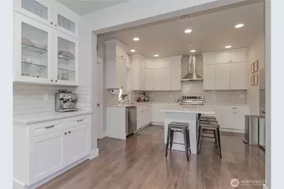 9409 9th Avenue Ct E, Tacoma, WA 98445 - Photo 12
