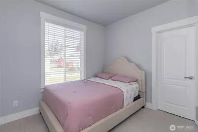 9409 9th Avenue Ct E, Tacoma, WA 98445 - Photo 28