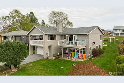 207 Manson View Drive, Manson, WA 98831 - Photo 4