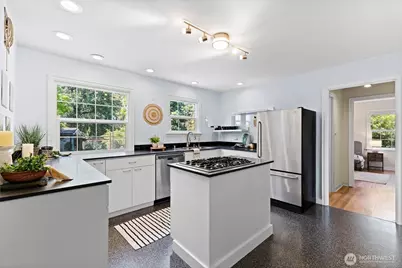2709 Lynn Street, Bellingham, WA 98225 - Photo 8