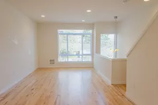 10363 Ashworth Ave N, Seattle, WA 98133 - Photo 4
