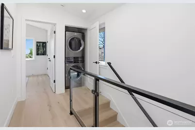 8332 24th Avenue NW, Seattle, WA 98117 - Photo 28