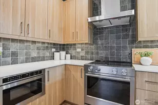 8332 24th Ave NW, Seattle, WA 98117 - Photo 4
