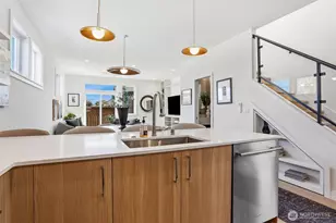 8332 24th Ave NW, Seattle, WA 98117 - Photo 10