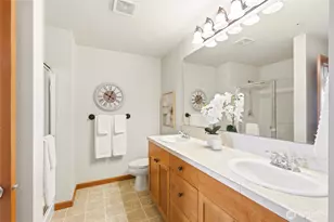 18502 36th Ave W, Lynnwood, WA 98037 - Photo 18