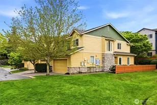 18502 36th Ave W, Lynnwood, WA 98037 - Photo 2