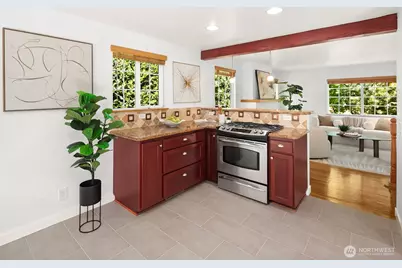 3413 48th Avenue SW, Seattle, WA 98116 - Photo 8