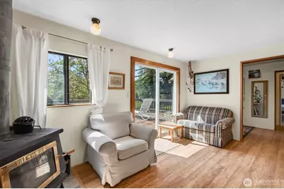 865 E Valley Road, Skamokawa, WA 98647 - Photo 10