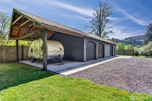 865 E Valley Rd, Skamokawa, WA 98647 - Photo 2