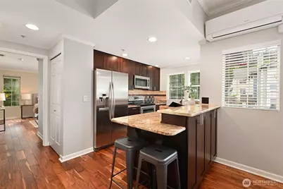 2130 Newport Way NW #7-4, Issaquah, WA 98027 - Photo 12