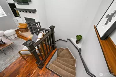 2130 Newport Way NW #7-4, Issaquah, WA 98027 - Photo 4