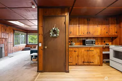 17426 SE 60th Street, Bellevue, WA 98006 - Photo 4