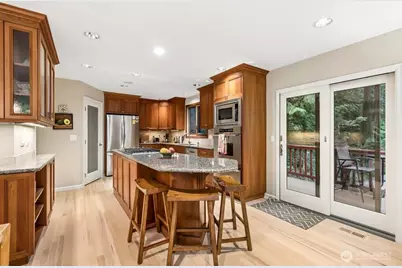 1830 216th Place NE, Sammamish, WA 98074 - Photo 6