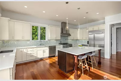 6783 NE Bergman Road, Bainbridge Island, WA 98110 - Photo 16
