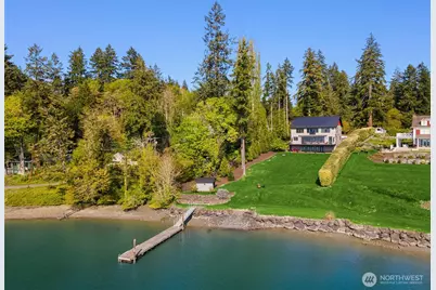 6783 NE Bergman Road, Bainbridge Island, WA 98110 - Photo 2