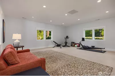 6783 NE Bergman Road, Bainbridge Island, WA 98110 - Photo 32