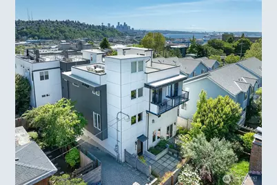 2415 W Lynn Street, Seattle, WA 98199 - Photo 1
