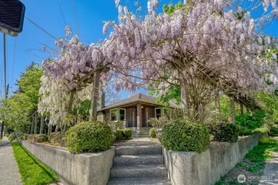 3004 SW Barton Street, Seattle, WA 98126 - Photo 2