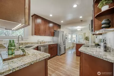 3004 SW Barton Street, Seattle, WA 98126 - Photo 10
