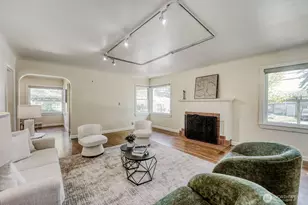 3004 SW Barton St, Seattle, WA 98126 - Photo 6