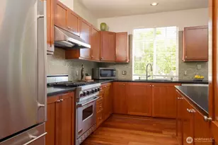 6117 S 232nd St, Kent, WA 98032 - Photo 4