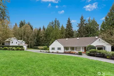 10235 Battle Point Drive NE, Bainbridge Island, WA 98110 - Photo 2