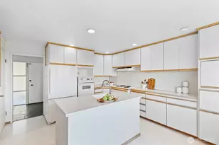 14508 SE 50th St, Bellevue, WA 98006 - Photo 20
