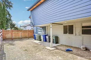 12456 SE 27th St, Bellevue, WA 98005 - Photo 24