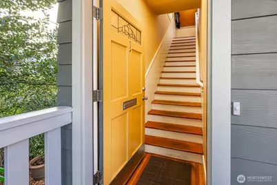 2315 E Spring Street, Seattle, WA 98122 - Photo 2