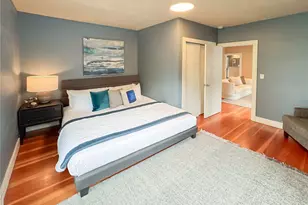 2315 E Spring St, Seattle, WA 98122 - Photo 10