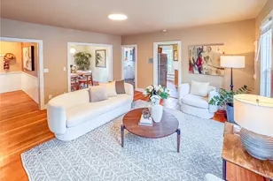 2315 E Spring St, Seattle, WA 98122 - Photo 8
