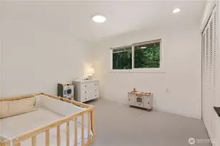 21810 NE 16th St, Sammamish, WA 98074 - Photo 12