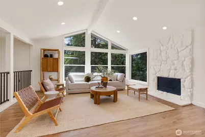21810 NE 16th Street, Sammamish, WA 98074 - Photo 2