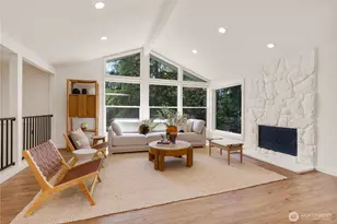 21810 NE 16th St, Sammamish, WA 98074 - Photo 2