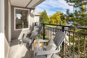 5901 Phinney Ave N, Seattle, WA 98103 - Photo 12
