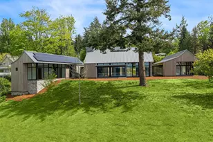 15137 Henderson Rd, Bainbridge Island, WA 98110 - Photo 34