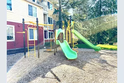 515 225th Place NE #33, Sammamish, WA 98074 - Photo 24