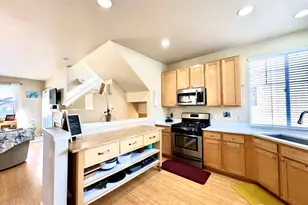 515 225th Pl NE, Sammamish, WA 98074 - Photo 6