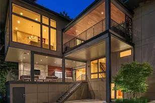 2825 Magnolia Blvd W, Seattle, WA 98199 - Photo 32