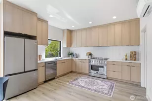 326 NW 80th St, Seattle, WA 98117 - Photo 14