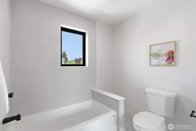 326 NW 80th Street, Seattle, WA 98117 - Photo 22