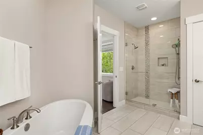 6903 NE New Brooklyn Road, Bainbridge Island, WA 98110 - Photo 26