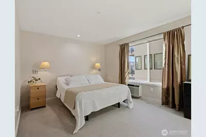 601 W Mercer Place #301, Seattle, WA 98119 - Photo 26