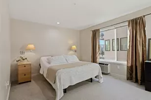 601 W Mercer Pl, Seattle, WA 98119 - Photo 26
