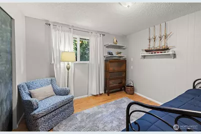 25720 78th Avenue SW, Vashon, WA 98070 - Photo 16